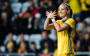 Për 28 nëntor, Kosovare Asllani do të luaj kundër Serbisë…