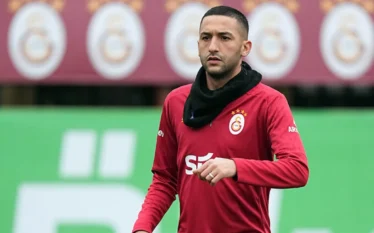 Ylli i Galatasarayit, Hakim Ziyech, është pranë transferimit te skuadra…