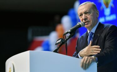 Erdoğan zotohet të zgjidhë çështjen e grupit terrorist PKK/YPG në…