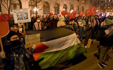 Qindra njerëz në San Francisco festuan armëpushimin në Gaza, protestuan…