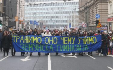 Beograd, vazhdojnë protestat edhe në ditën e parë të semestrit…