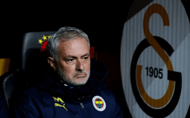 ‘Kërcenin si majmunë’: Mourinho me deklarata të ashpra pas ndeshjes,…