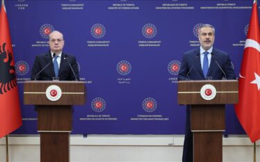 Ministri Hasani: Një Türkiye e fortë dhe e zhvilluar është…