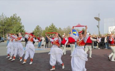 Në Edirne të Turqisë fillon Festivali i Valleve Popullore Ballkanike,…