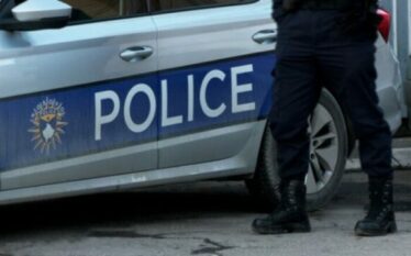 S’e respekton shënjen “STOP” të Policisë dhe më pas aksidentohet,…