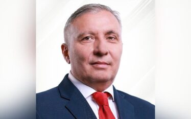 Jep dorëheqje kryetari i Komunës së Koçanit, Lupço Papazov