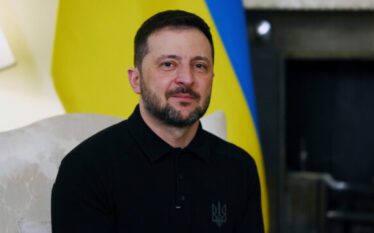 Pak ditë pasi mori detyrën, kryeministri kanadez fton Zelenskyn të…